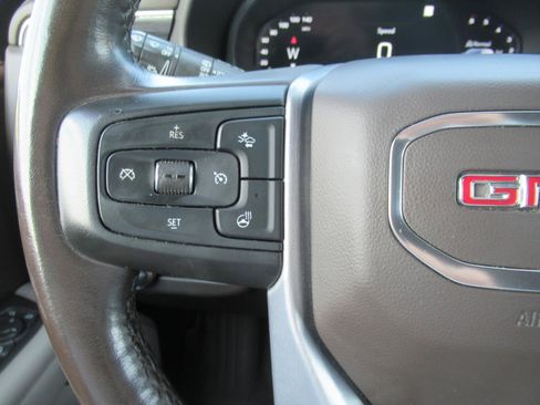 Used 2022 GMC Yukon XL SLT w/ SLT Premium Package AWD/4WD image 24