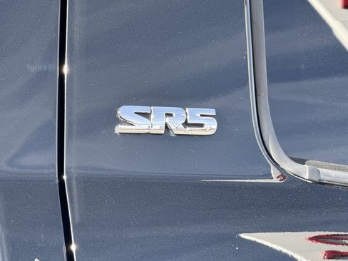 Used 2018 Toyota Tundra SR5 w/ SR5 Upgrade Package image 43