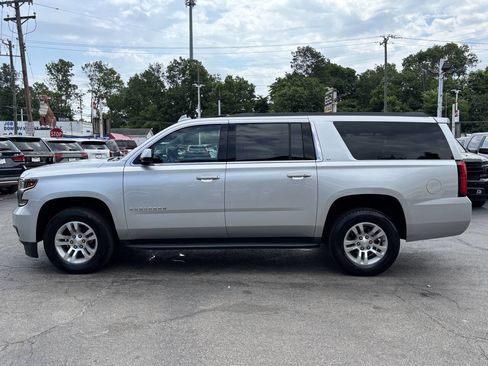 Used 2020 Chevrolet Suburban LT AWD/4WD image 5