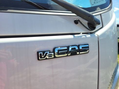 New 2024 Chevrolet Low Cab Forward image 15