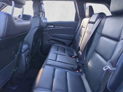 Used 2021 Jeep Grand Cherokee Overland image 17