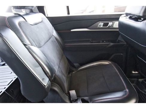 Used 2025 Ford Explorer ST w/ Sun And Sound Package AWD/4WD image 10