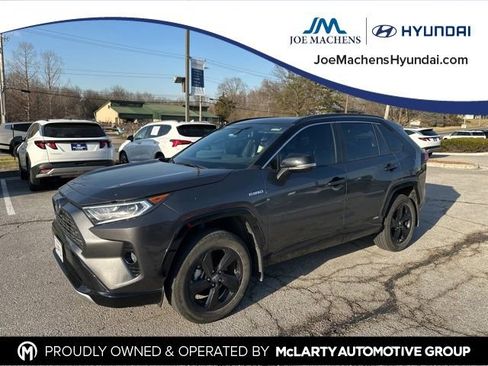 Used 2019 Toyota RAV4 XSE image 2
