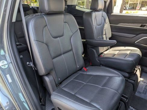Used 2021 Kia Telluride SX w/ Nightfall Edition Package AWD/4WD image 30