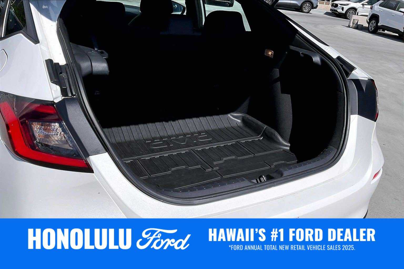 Used 2023 Honda Civic Sport image 18