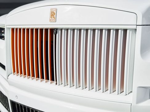 Used 2026 Rolls-Royce Cullinan AWD/4WD image 9
