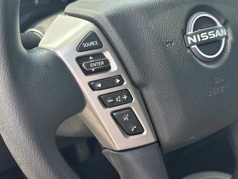 Used 2024 Nissan Titan SV AWD/4WD image 28