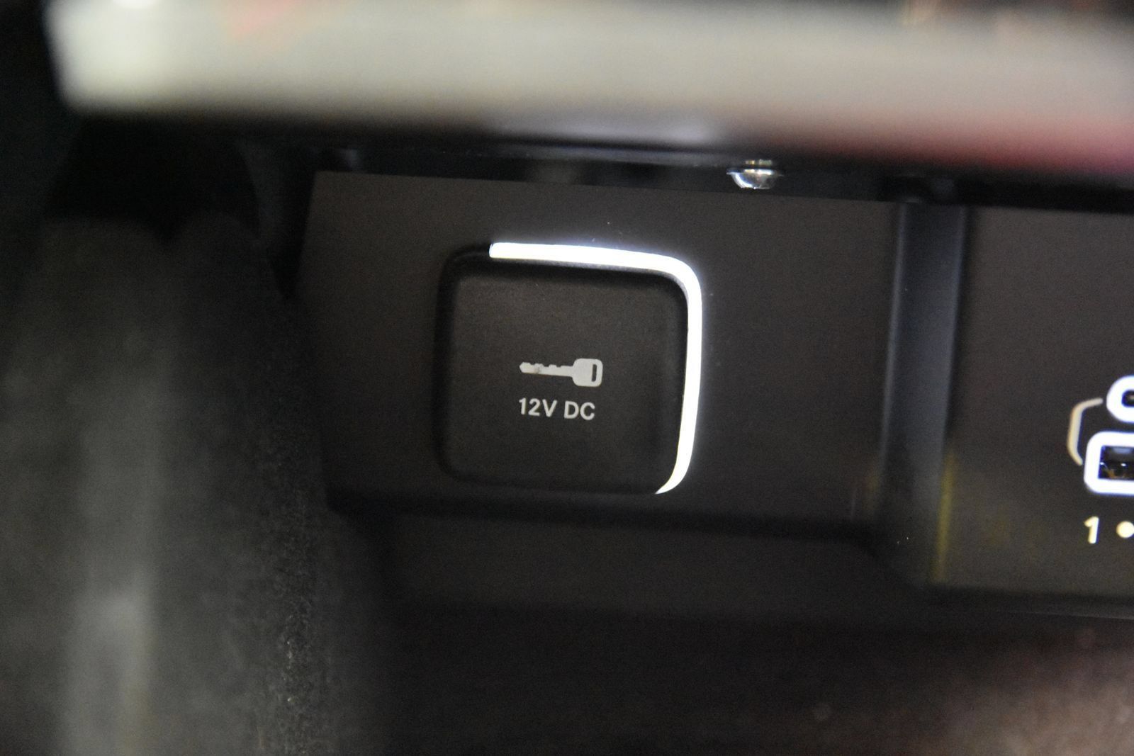 Used 2024 Jeep Wagoneer Series II w/ Flexible Seating Group RWD image 23