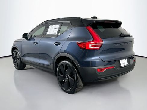 New 2026 Volvo XC40 B5 Ultra w/ Protection Package Premier image 7
