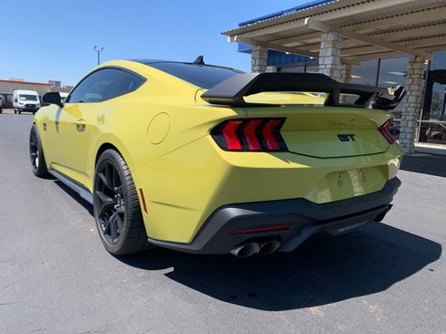 Used 2025 Ford Mustang GT Premium RWD image 6
