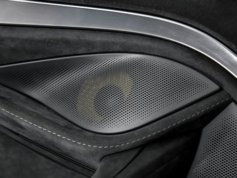 Used 2020 McLaren 720S Spider RWD image 21