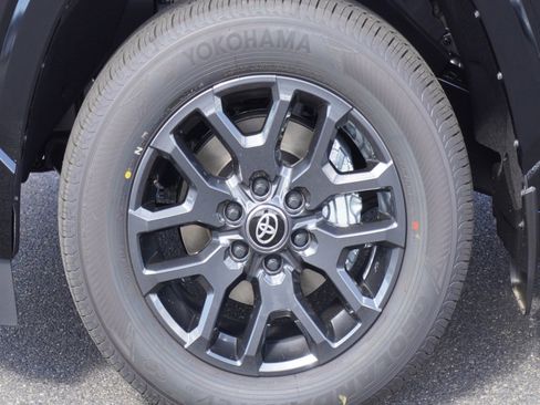 New 2026 Toyota Sequoia Platinum AWD/4WD image 7