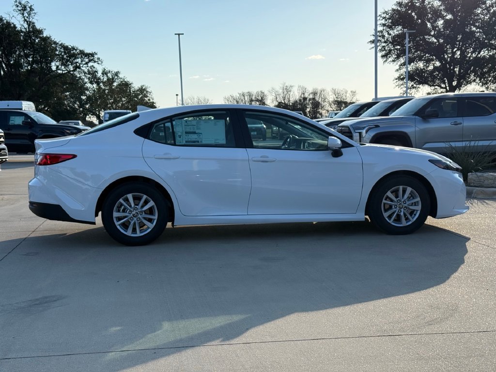 New 2026 Toyota Camry LE w/ Convenience Package FWD image 4