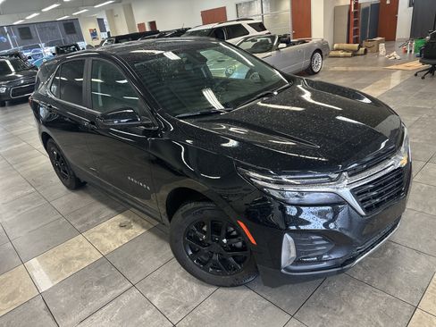 Used 2024 Chevrolet Equinox LT image 8