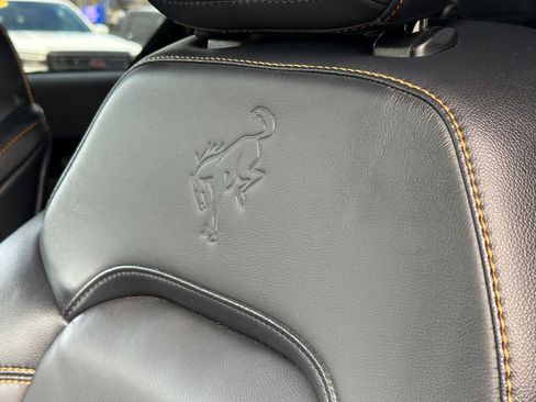 Used 2022 Ford Bronco Badlands image 31