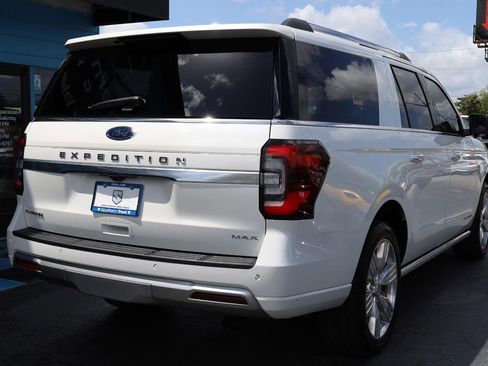 Used 2024 Ford Expedition Max Platinum image 4