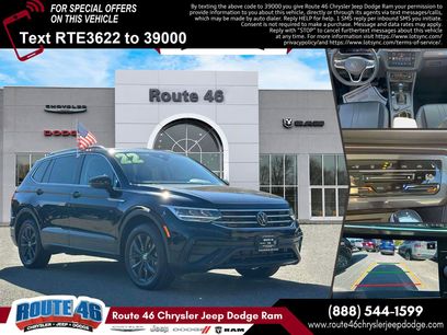 Used 2022 Volkswagen Tiguan SE w/ Panoramic Sunroof Package