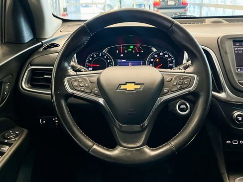 Used 2022 Chevrolet Equinox LT image 19