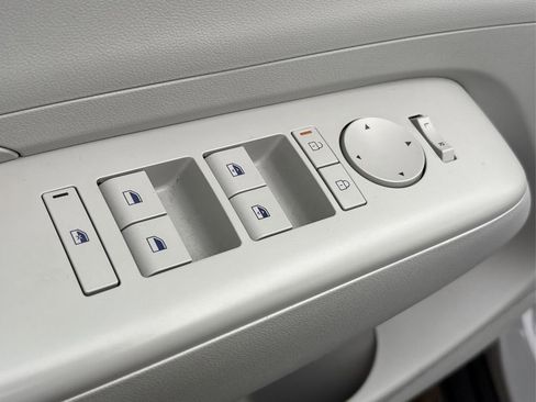 Used 2024 Hyundai Kona SEL w/ Convenience Package image 32