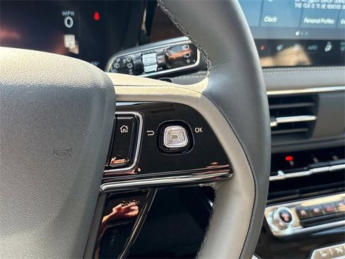 New 2025 Lincoln Corsair Reserve w/ Jet Appearance Package image 25