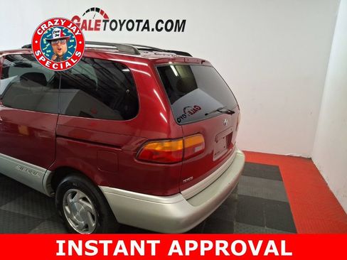 Used 1999 Toyota Sienna XLE FWD image 7