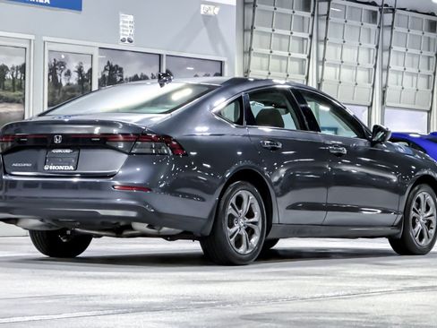 Used 2024 Honda Accord EX image 8