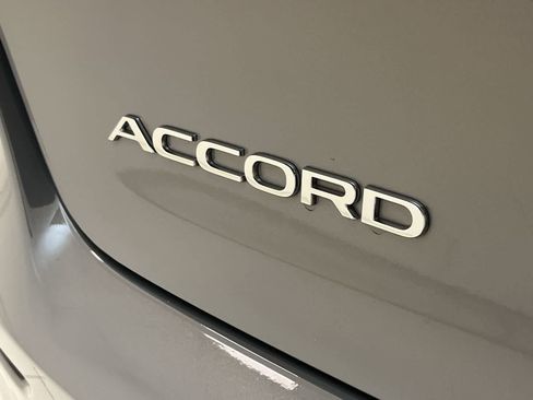 Certified 2025 Honda Accord SE image 22