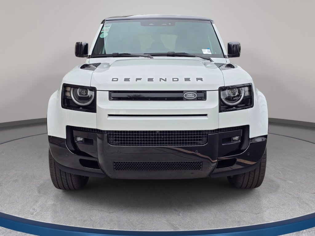 New 2026 Land Rover Defender 110 X-Dynamic SE AWD/4WD image 2