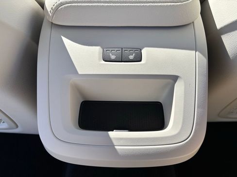 Used 2023 Volvo S60 B5 Plus w/ Climate Package image 21