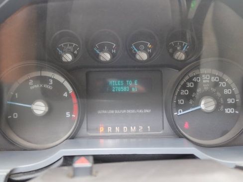 Used 2012 Ford F350 XLT w/ Snow Plow Prep Pkg image 12