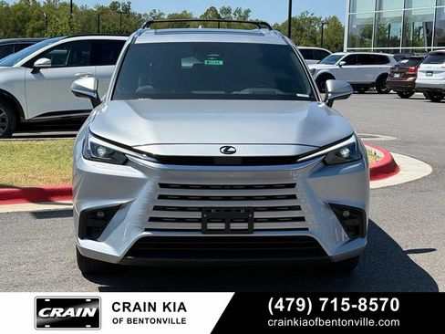 Used 2025 Lexus TX 350 AWD w/ Technology Package image 2