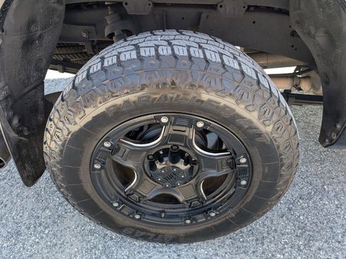 Used 2012 Toyota Tundra 2WD Double Cab w/ Tow Pkg image 4