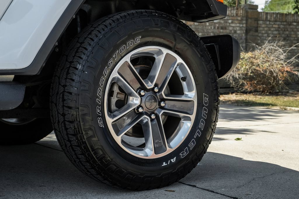 Used 2020 Jeep Wrangler Unlimited Sahara AWD/4WD image 70