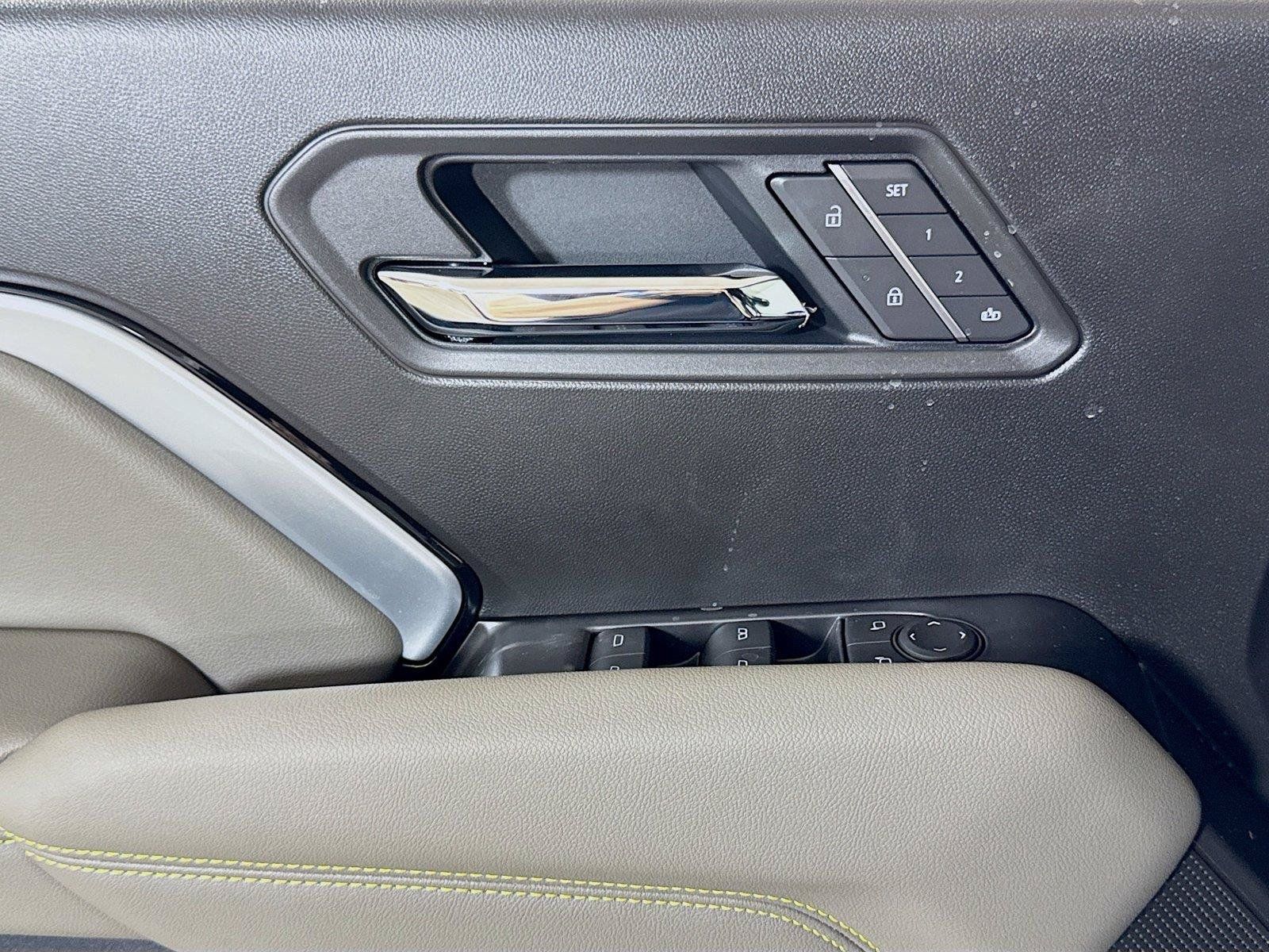 New 2026 Chevrolet Colorado ZR2 AWD/4WD image 16