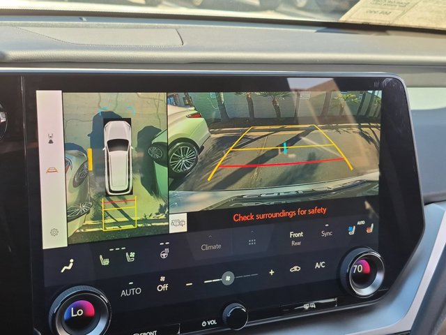 Used 2025 Lexus TX 500h AWD w/ Technology Package image 23