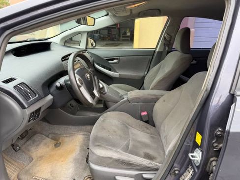 Used 2010 Toyota Prius Two image 10