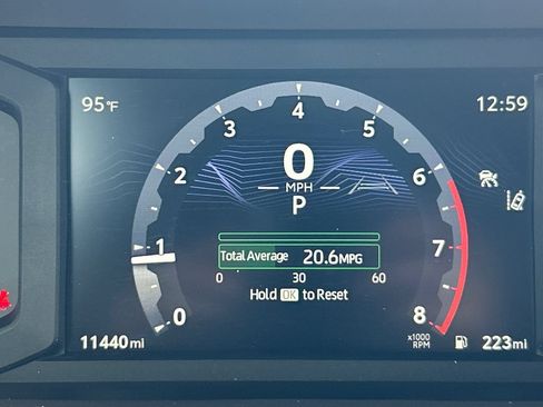 Certified 2025 Toyota Tacoma SR5 AWD/4WD image 19