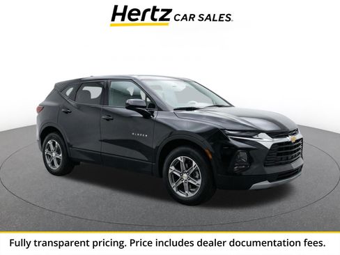 Used 2026 Chevrolet Blazer LT FWD image 1