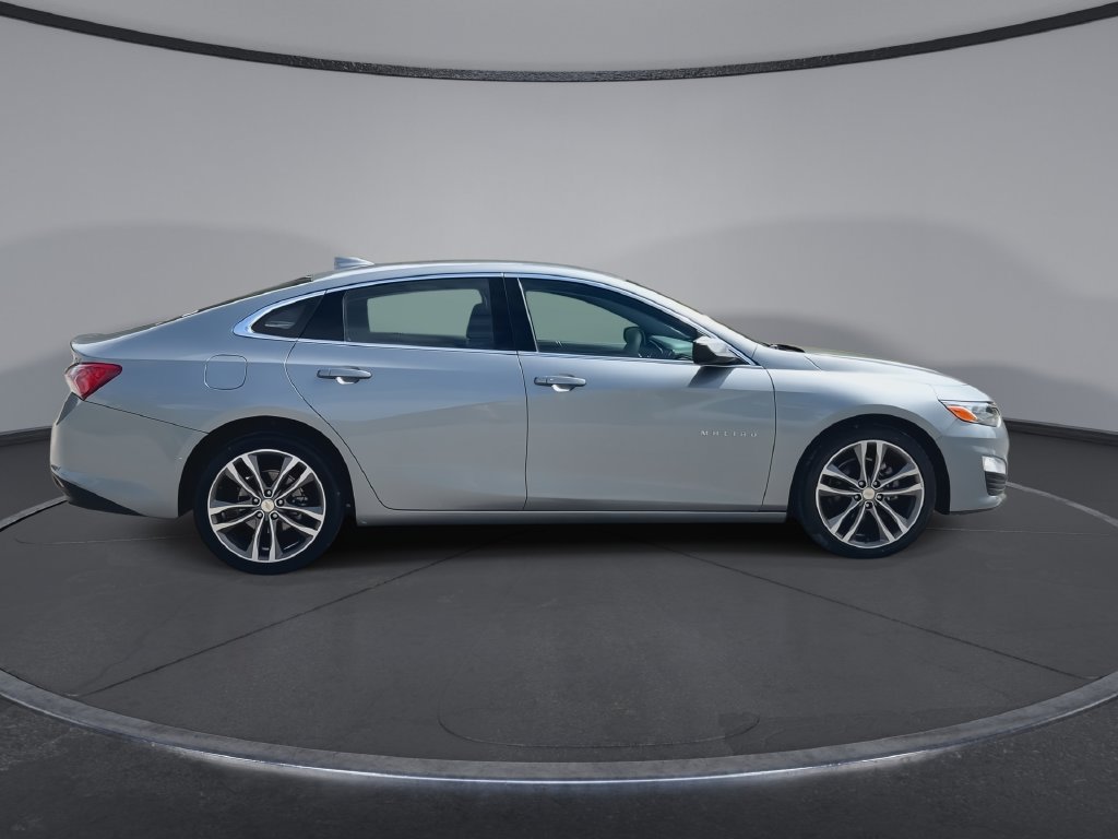 Used 2024 Chevrolet Malibu LT FWD image 9