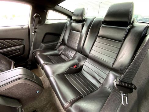 Used 2014 Ford Mustang GT Premium image 19