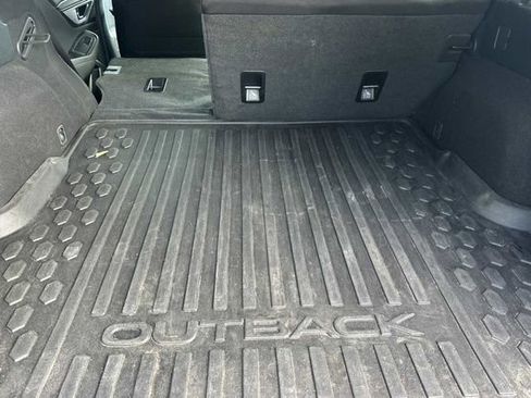 Used 2024 Subaru Outback Premium image 13