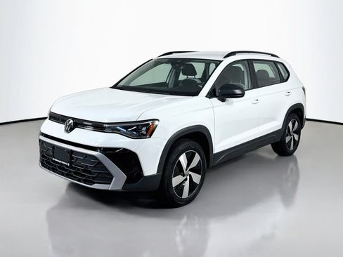 Certified 2025 Volkswagen Taos S AWD/4WD image 1