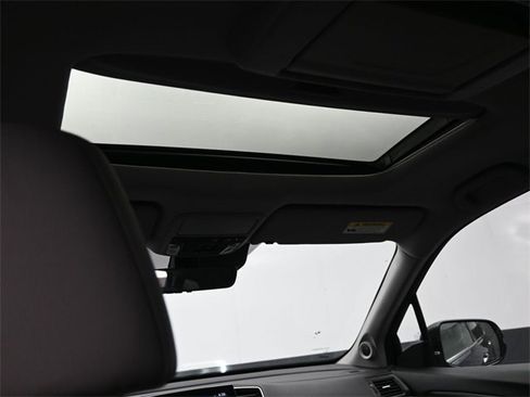 Used 2022 Honda Pilot Elite image 6