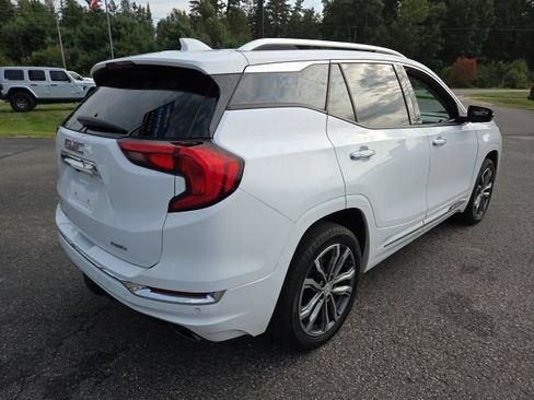 Used 2020 GMC Terrain Denali w/ GMC Pro Grade Package AWD/4WD image 31