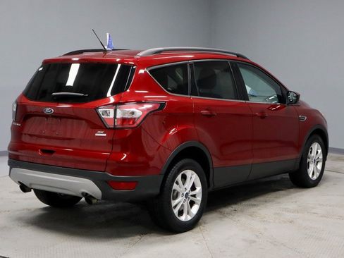Certified 2018 Ford Escape SE image 10
