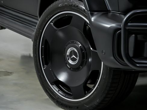 Used 2025 Mercedes-Benz G 63 AMG 4MATIC image 4