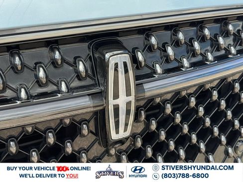 Used 2025 Lincoln Nautilus Reserve AWD/4WD image 10