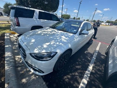 Used 2021 Mercedes-Benz S 580 4MATIC Sedan image 1