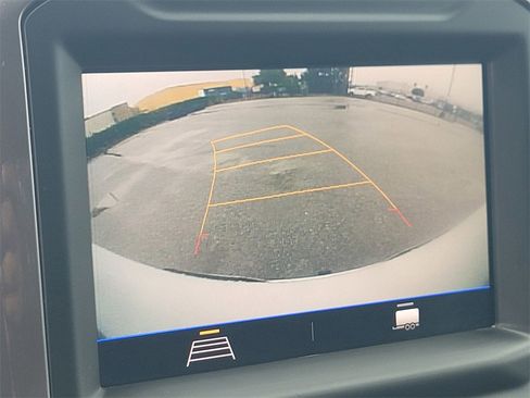 Used 2020 Chevrolet Silverado 1500 Custom w/ Custom Value Package image 18