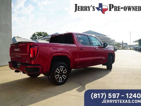 Used 2023 GMC Sierra 1500 AT4 w/ AT4 Premium Package AWD/4WD image 5